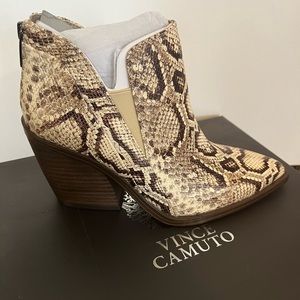 Vince Camuto VC-GRADINA boots